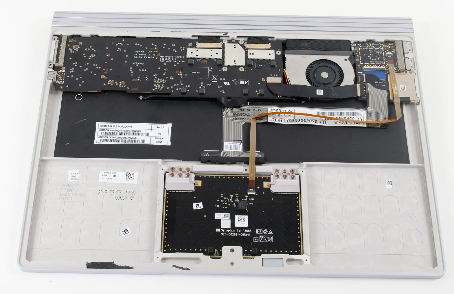 Internal Photo of Microsoft Surface Book 1 2 3 1769 1704 1705 Keyboard Flex Dock Port Cable M1032327 (Microsoft Surface Book)